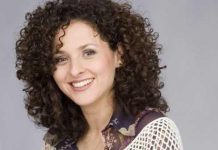 Cine este si care e biografia Adrianei Titieni?