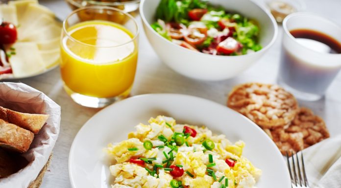 Care alimente au calorii mici?