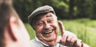 Care sunt cele mai tari bancuri cu prostii?