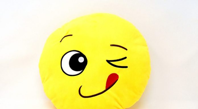 300+ Bancuri amuzante de ras cu lacrimi