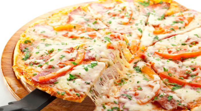 Cum se face corect blatul de pizza?