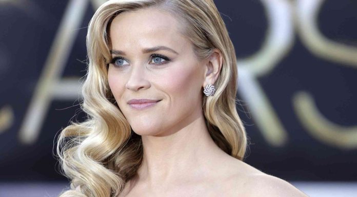 Cum sa faci bucle valuri acasa?