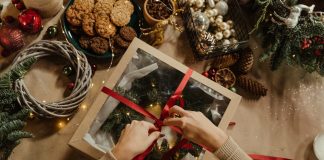 Ce cadouri sa oferi nasilor de botez? Afla acum