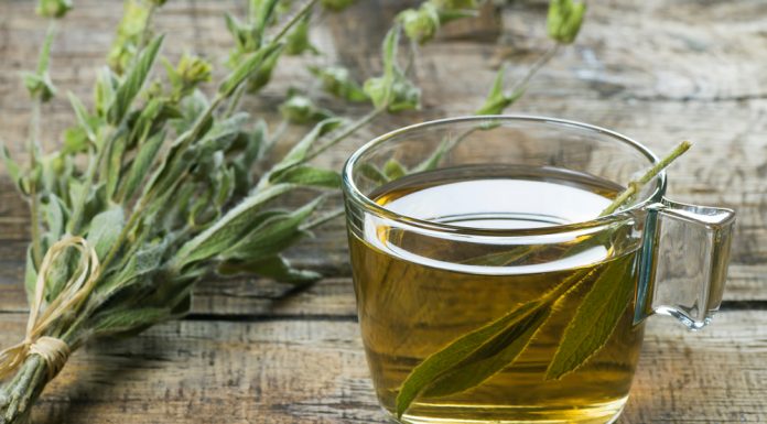 Care sunt beneficiile ceaiului de salvie?