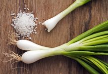 Cand se culca ceapa la pamant si ce trebuie sa faci?