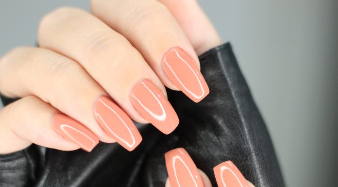 Care sunt cele mai frumoase unghii cu gel din acest sezon?