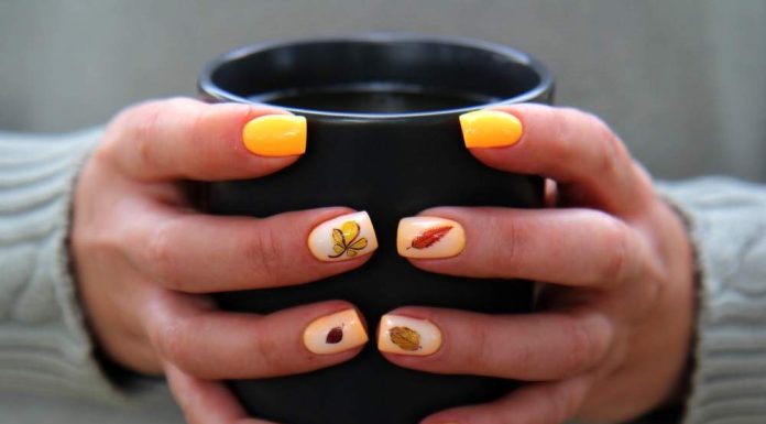 Care sunt cele mai trendy unghii de toamna simple?
