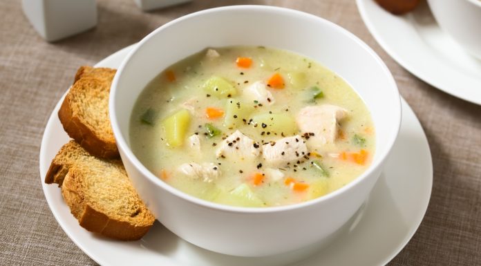 Cum se gateste ciorba de dovlecei? Retete practice