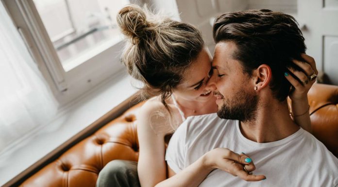 Citate despre iubire imposibila: Care sunt cele mai profunde citate?