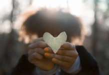 Citate despre iubire imposibila: Care sunt cele mai profunde citate?