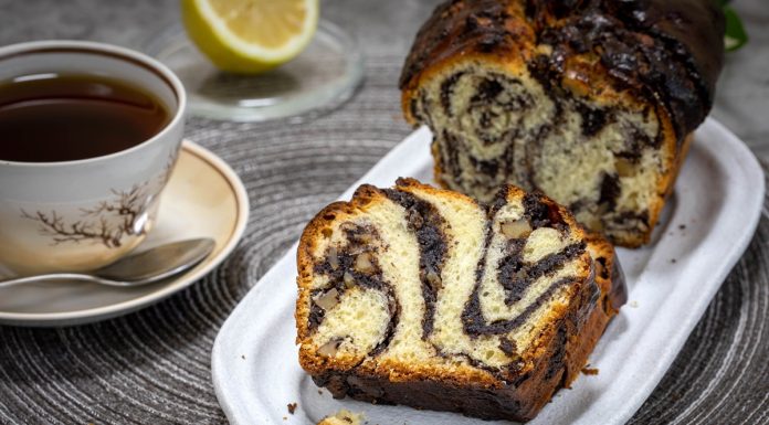 Cum se prepara cozonacul cu mac?