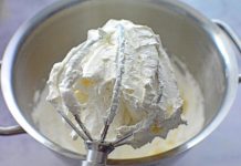 Cum se face crema de mascarpone cu frisca?