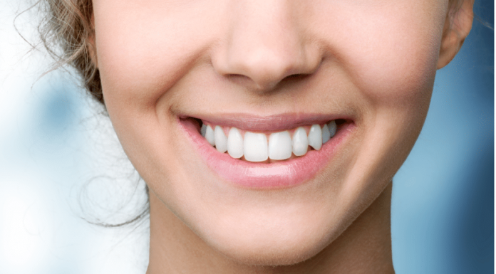 Cum se albesc dintii acasa?