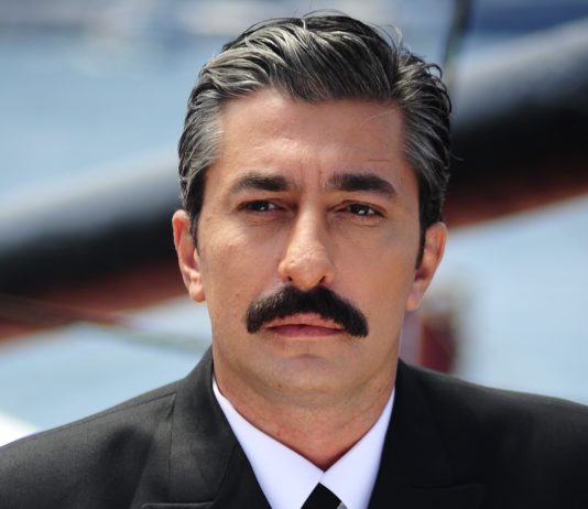 Cine este actorul turc Erkan Petekkaya?