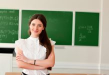 Ce ganduri pentru doamna invatatoare sa trimiti?