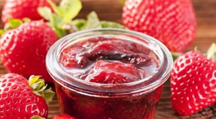 Cum sa gatesti gem de capsuni?