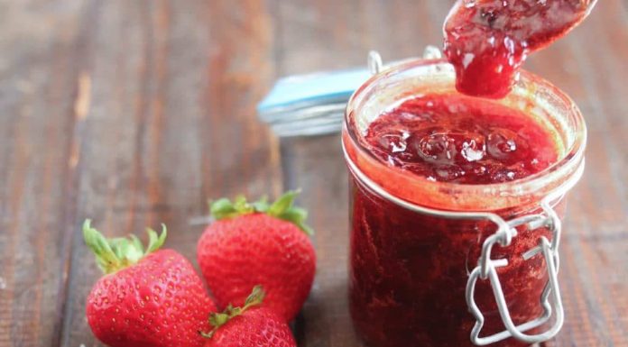 Cum sa gatesti gem de capsuni?