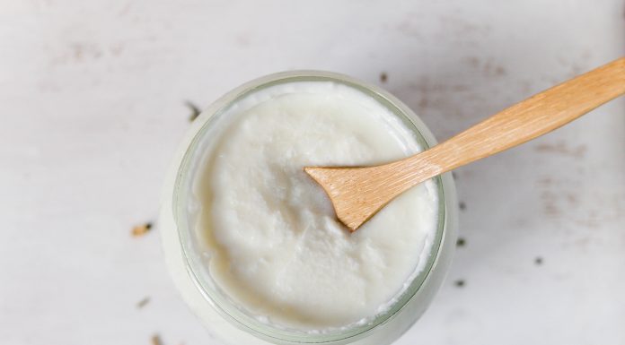 Cum se face iaurtul de casa?