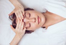 Cum se face un masaj facial si care sunt beneficiile?