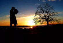 Care sunt cele mai romantice mesaje de noapte buna pentru iubita?