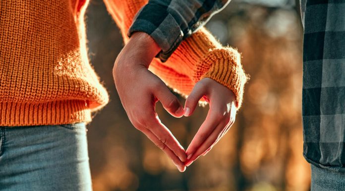 Ce mesaje romantice de buna dimineata pentru iubit sa trimiti?