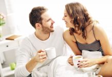 Ce mesaje romantice de buna dimineata pentru iubit sa trimiti?