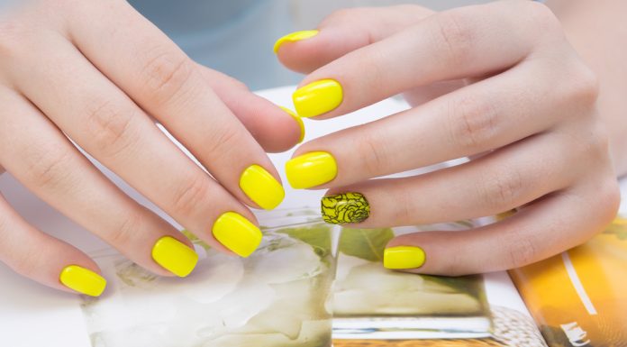 Unghii galbene: Care sunt cele mai frumoase modele de unghii galbene?