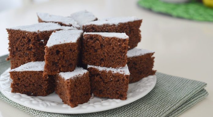 Cum se face simplu si rapid negresa cu gem?