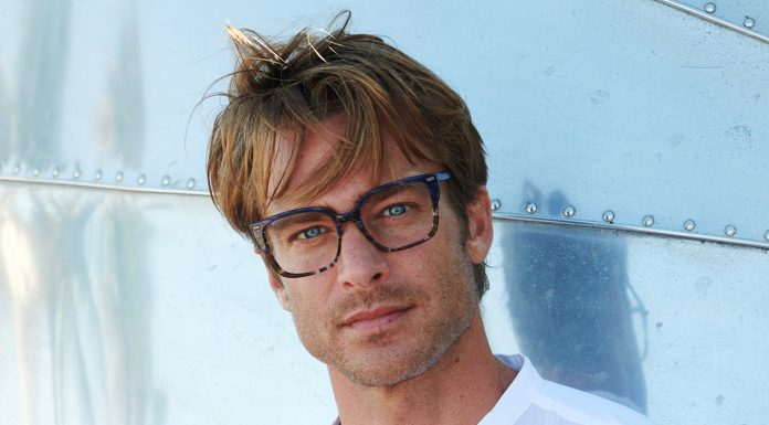 Ochelari barbati: Cum sa alegi ochelarii dupa forma fetei?