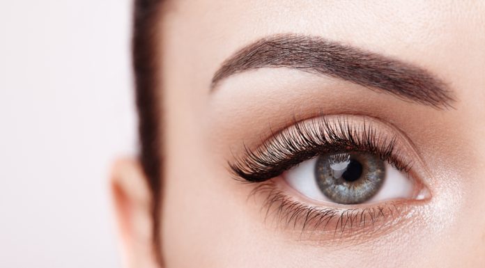 De ce mi se zbate ochiul drept? Afla acum motivul