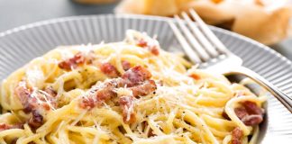Cum se gatesc pastele carbonara?