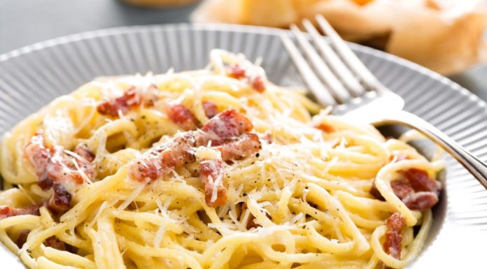 Cum se gatesc pastele carbonara?
