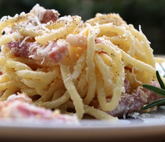 Care sunt cele mai gustoase retete de paste carbonara?