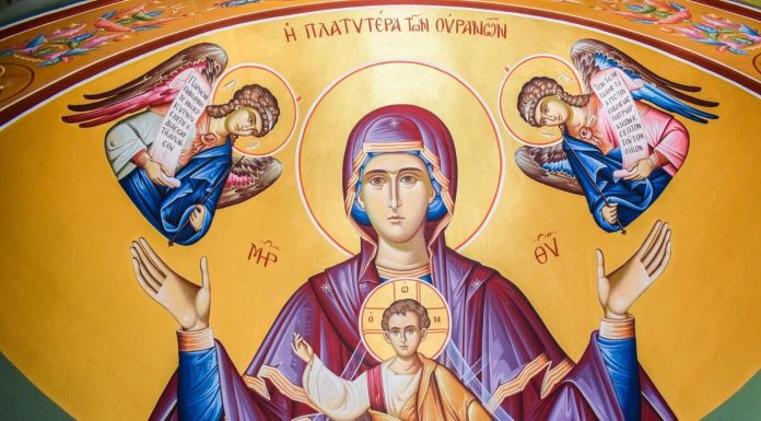 Rugaciune catre Maica Domnului: Cele mai bune rugaciuni