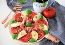 Cum se prepara salata caprese?