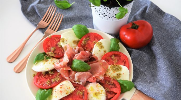 Cum se prepara salata caprese?