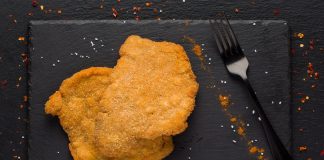 Cum se gatesc snitele de porc?