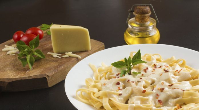 Cum sa faci sos alb pentru paste?