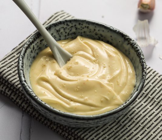 Cum sa gatesti sosul aioli?