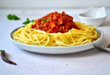 Cum se gateste spaghete cu carne tocata?