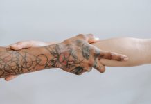 Care sunt cele mai noi idei de tatuaje pentru parinti cu copii?