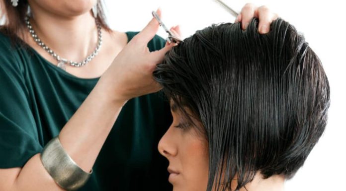 Care tunsori intineresc femeile trecute de 50 de ani?