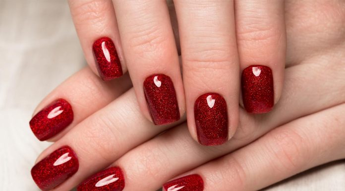 Ce model de unghii cu gel rosii sa alegi?