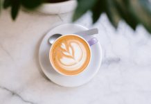 Urari de buna dimineata la cafea: Ce urari frumoasa sa trimiti?