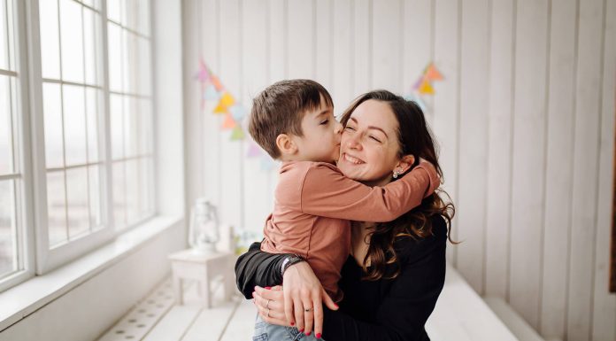 La multi ani baiatul meu: Care sunt cele mai dragute felicitari?